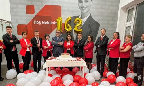 ZİRAAT BANKASI 162. KURULUŞ YILDÖNÜMÜ BURSA GARAJLAR ŞUBESİNDE KUTLANDI